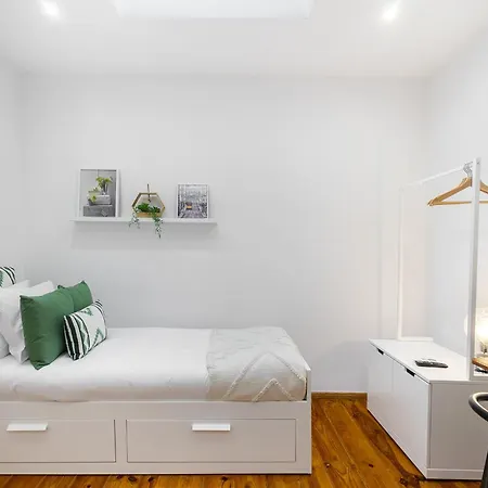 Whome Urban Tech Retreat, Modern Hubs For Remote Living Pensjonat Lizbona