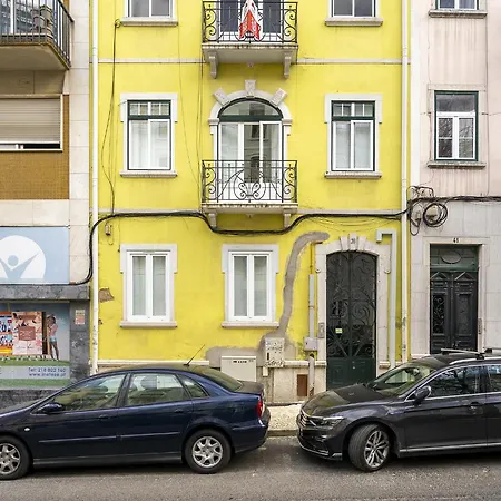 Casa de hóspedes Whome Urban Tech Retreat, Modern Hubs For Remote Living Lisboa