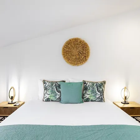 Whome Urban Tech Retreat, Modern Hubs For Remote Living